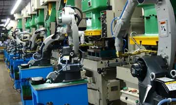 Cable usage case of a certain robot factory